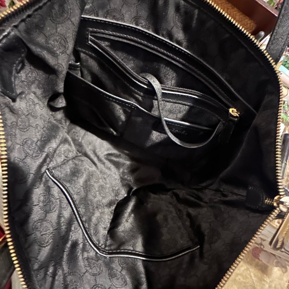 Medium Michael Kors Black Saffiano Leather Jet Set Black Bag Good Condition - Picture 3 of 12